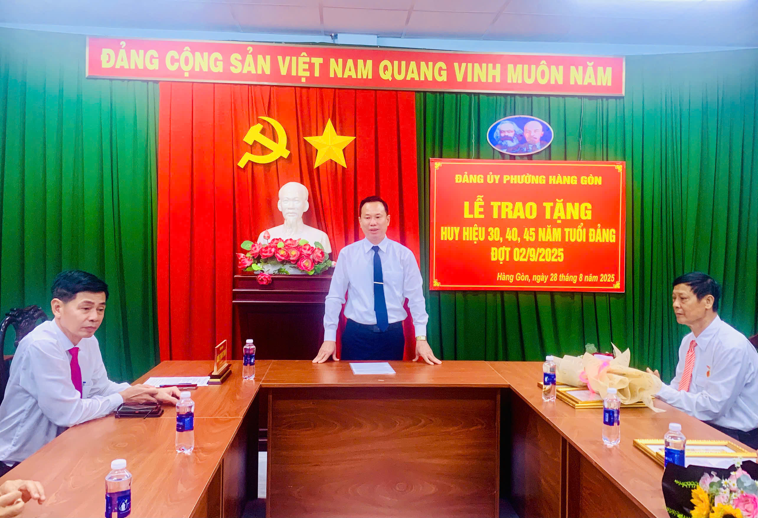 z6954786274848 8d2b767dc2c5a9b3af30065342d36be6