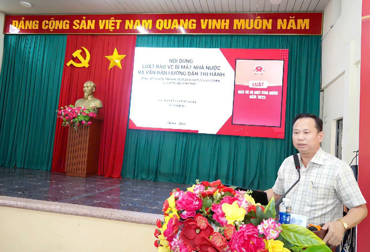PHƯỜNG HÀNG GÒN TRIỂN KHAI, QUÁN TRIỆT CÁC QUY ĐỊNH CỦA ĐẢNG VÀ MỘT SỐ ĐIỂM MỚI CỦA LUẬT BẢO VỆ BÍ MẬT NHÀ NƯỚC
